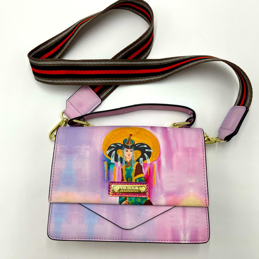 Yalguun brand small cross body ancient queen